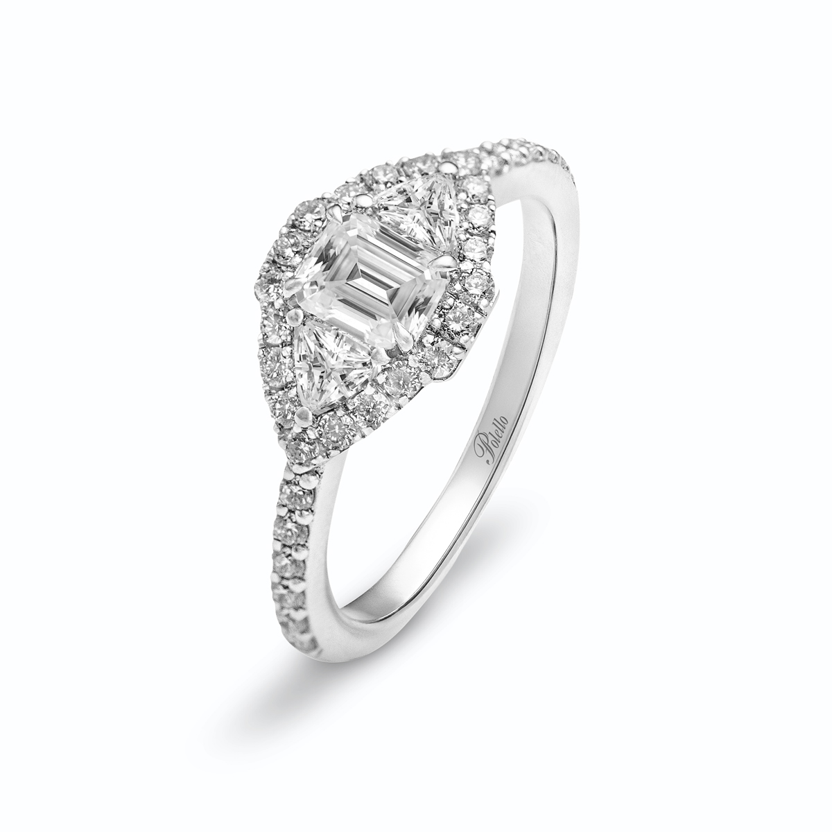 Anello in platino con diamante centrale taglio radiant